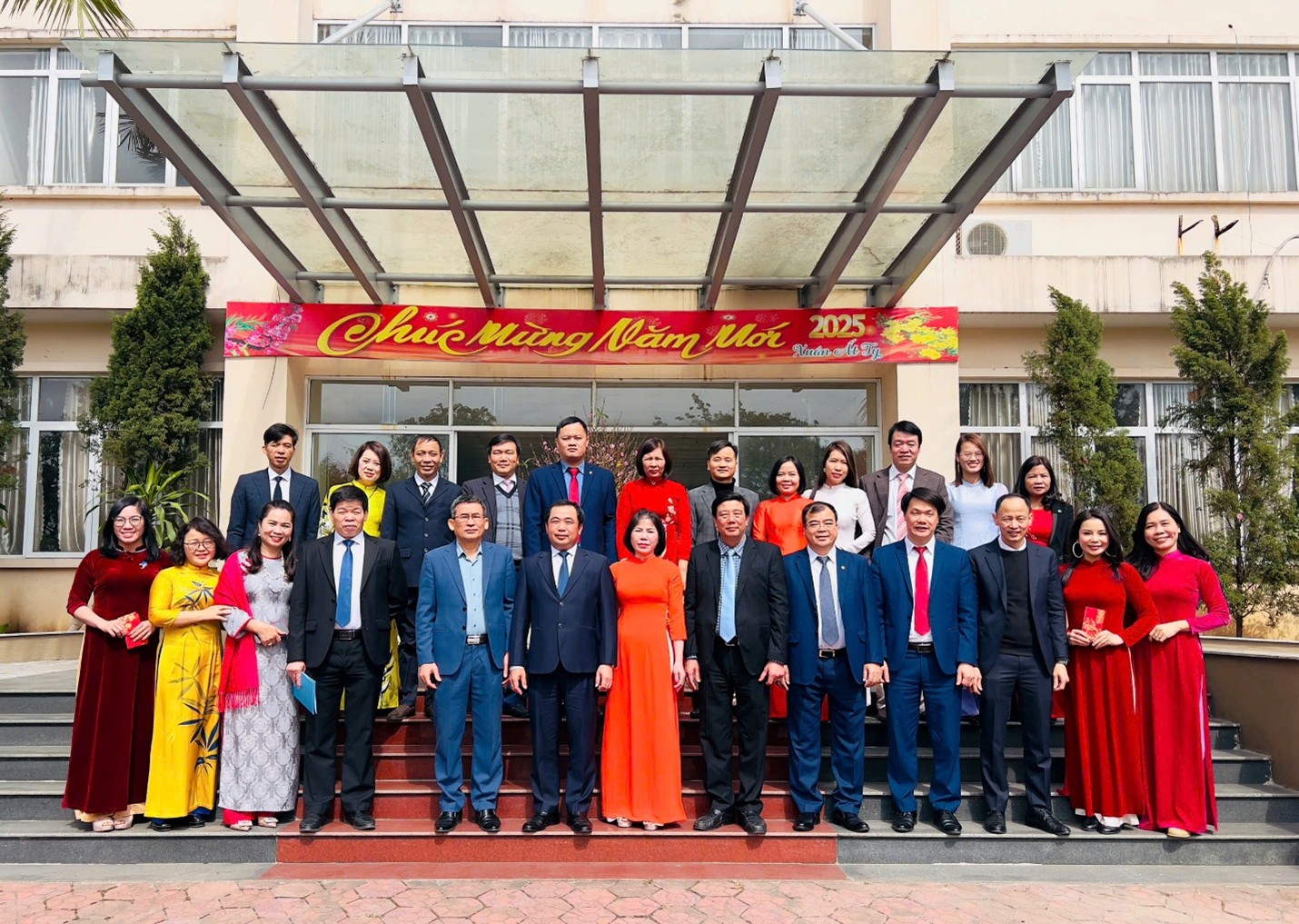 University of Hai Duong (UHD)